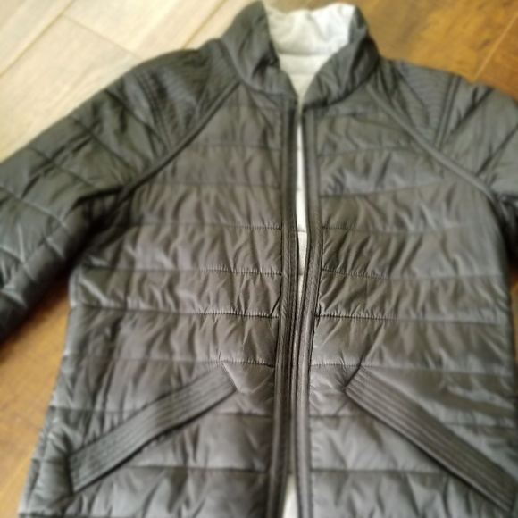 Express Padding Reversible Jacket - Picture 4 of 6